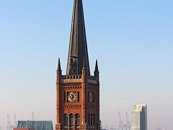 Kirchturm Antonistrasse