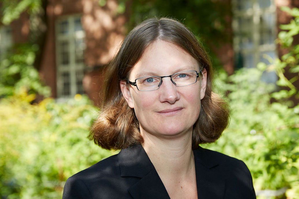 Tina Schneeweiss Tina Schneeweiss